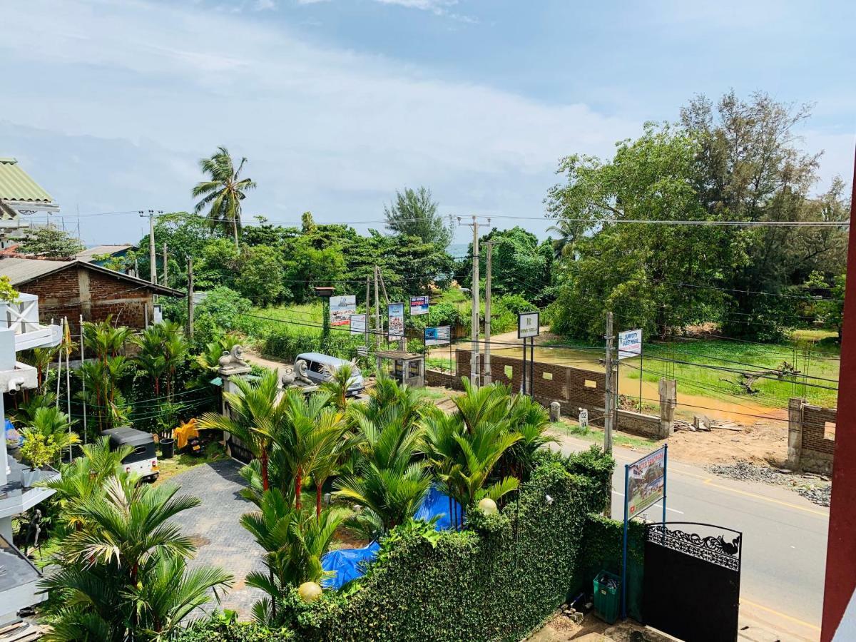 Sam'S Guest House Unawatuna Esterno foto