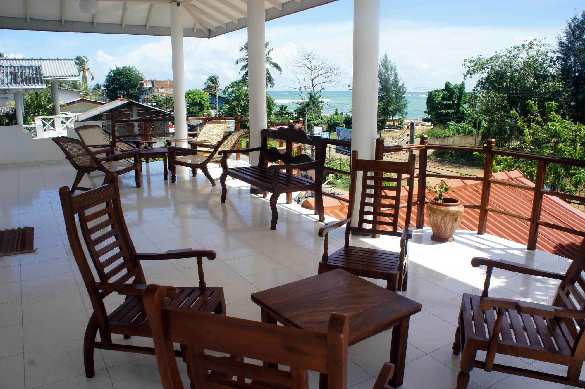 Sam'S Guest House Unawatuna Esterno foto