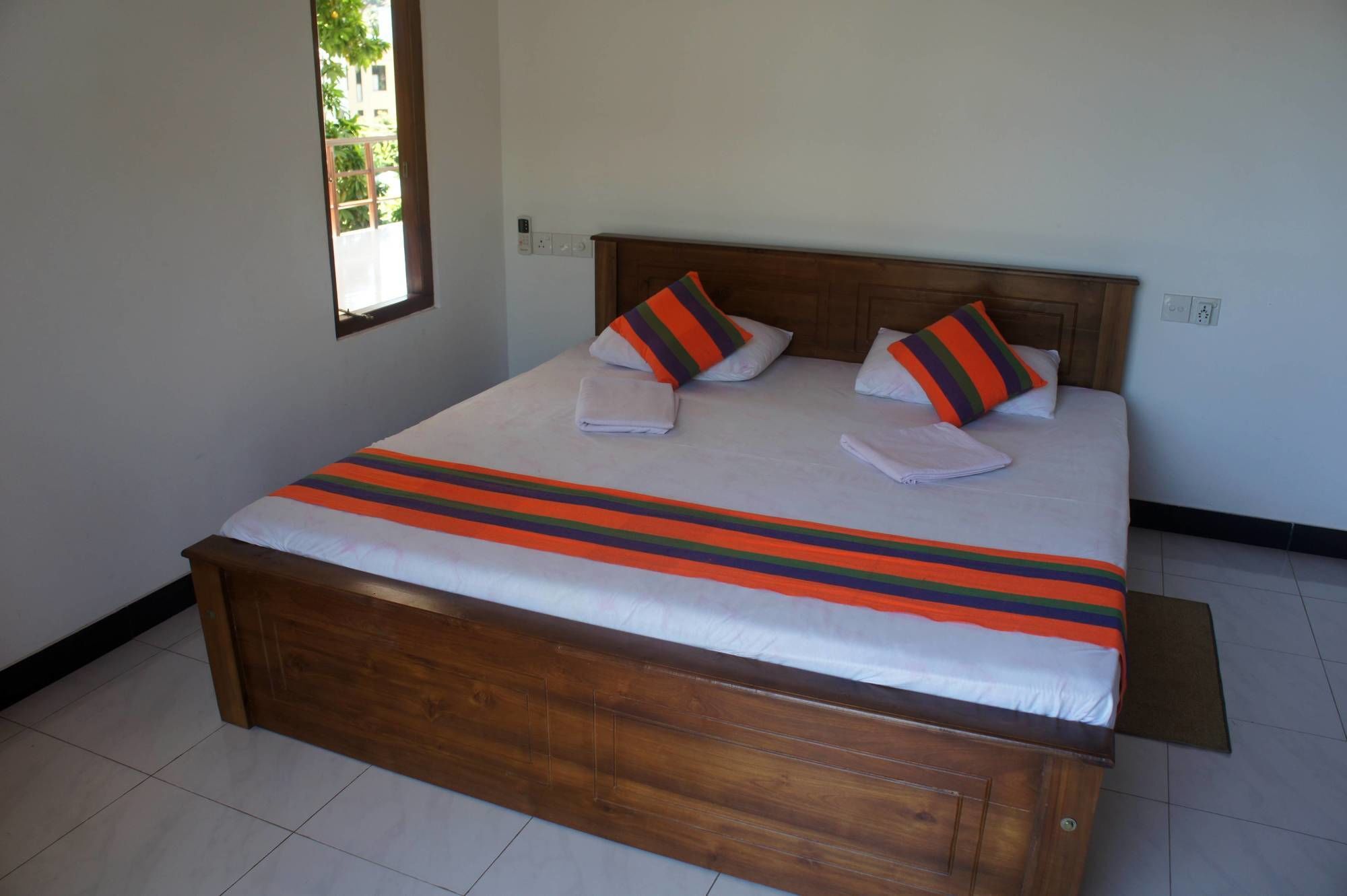 Sam'S Guest House Unawatuna Esterno foto